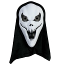Maske mit Haube